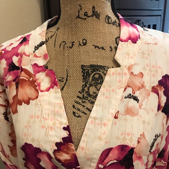 Pink and Cream Floral Dress - Picture 3 of 3